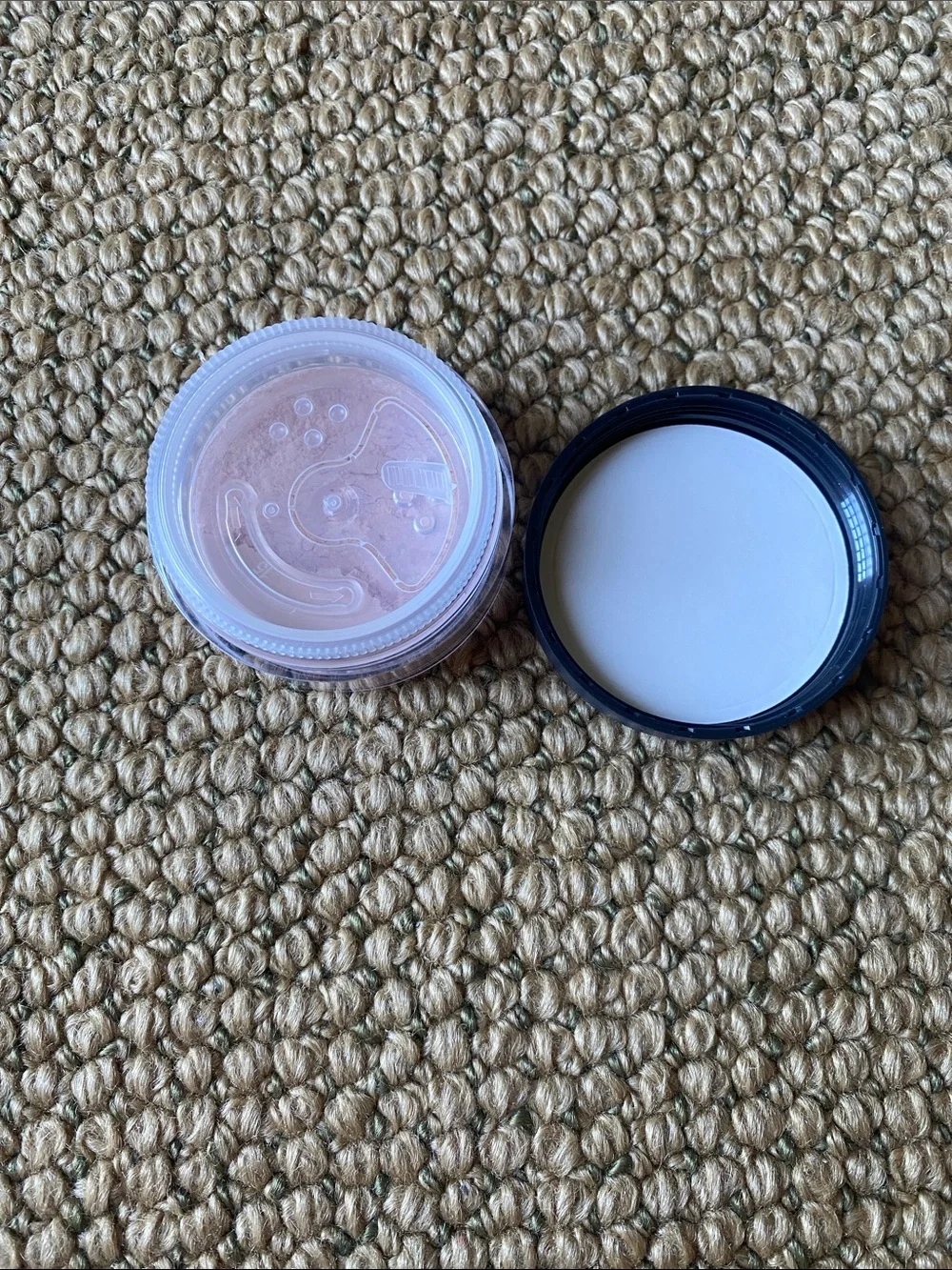 ORIGINAL MINERAL VEIL SETTING POWDER full size NWT